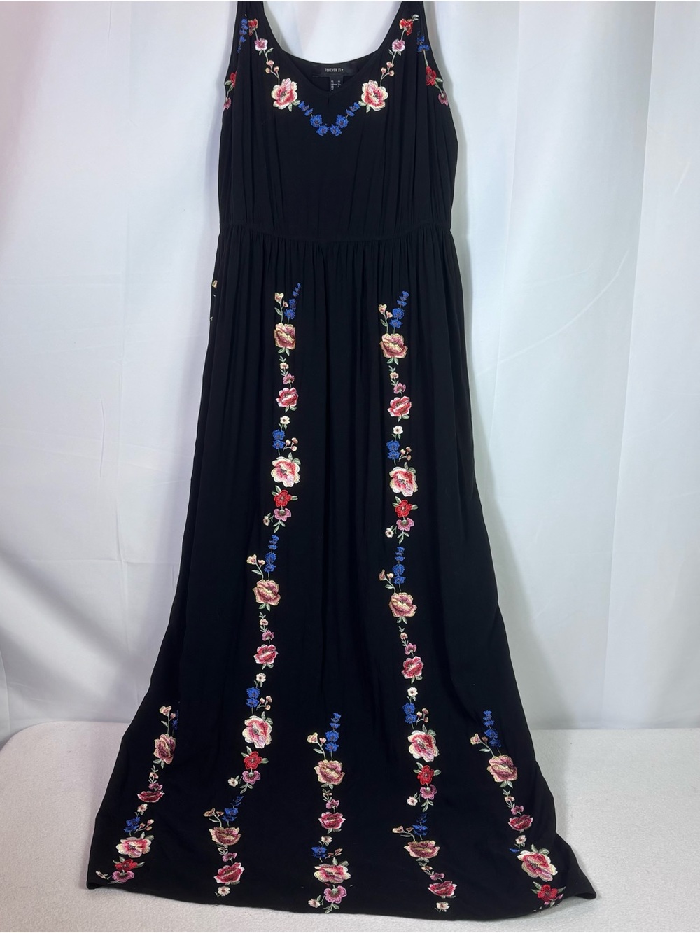 Forever 21 3X Black Boho Maxi Dress Floral Embroidery Cottagecore Flowy Plus